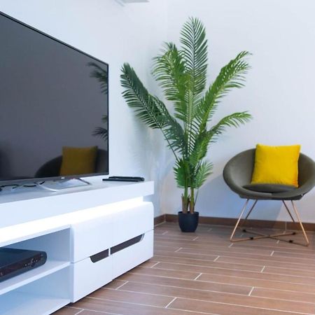 Ferienwohnung Campi D'Oro Kotor Exterior foto