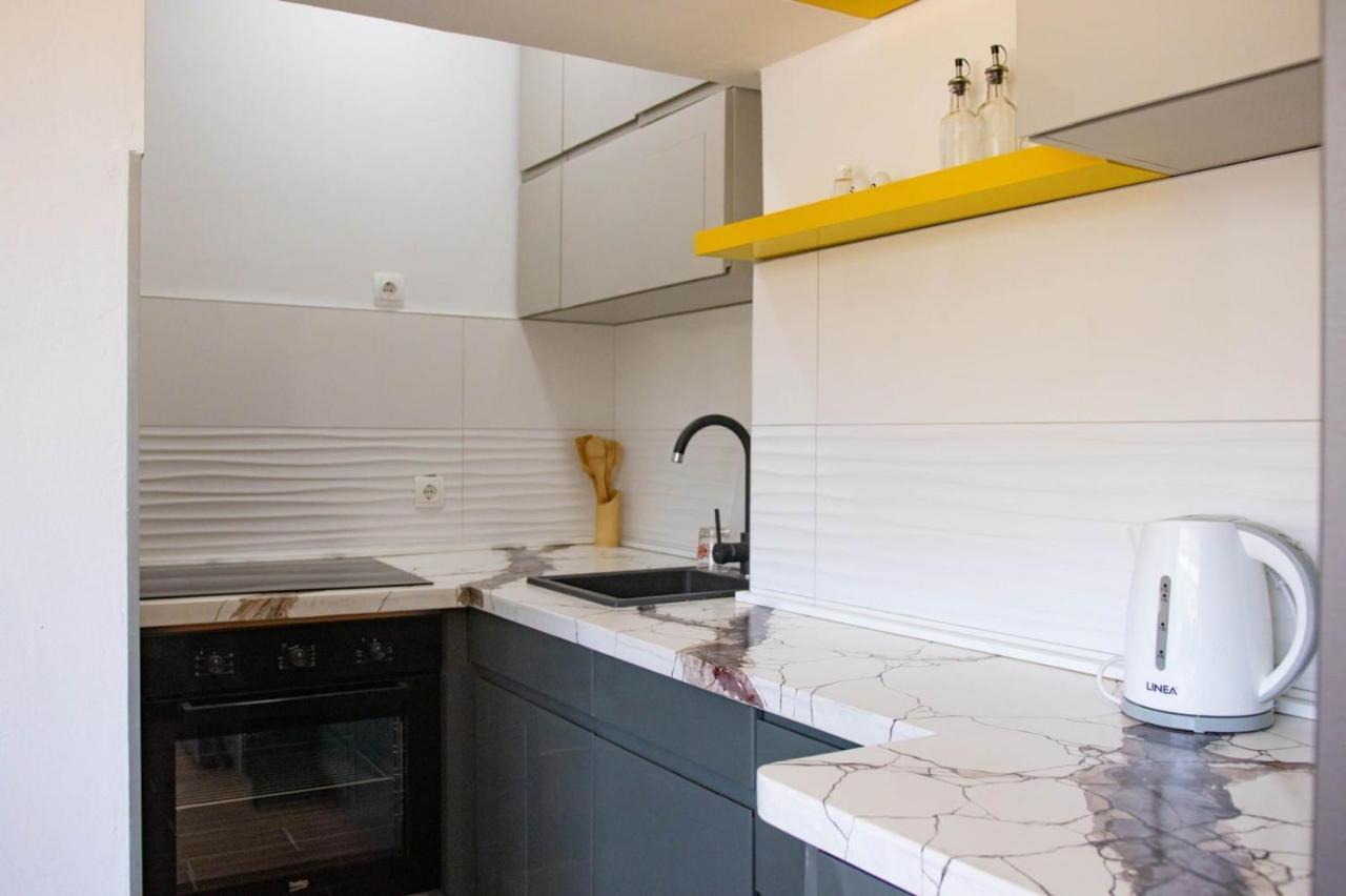 Ferienwohnung Campi D'Oro Kotor Exterior foto